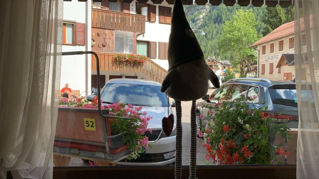 Bed and Breakfast Garni Monika à Canazei Extérieur photo